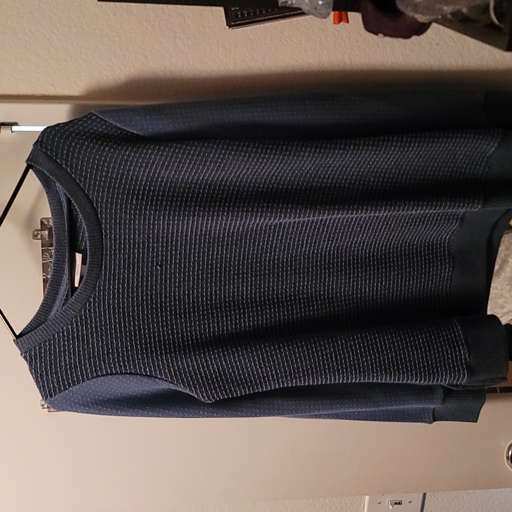 Liz Lange Maternity blue sweater in Medium